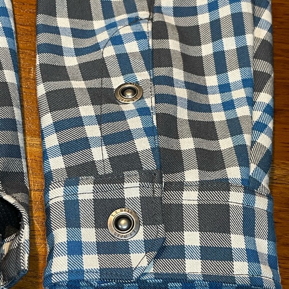 small Mens L.L. Bean Lattice Button Outdoor Softshelf Plaid Jacket. Blue - Picture 4 of 10
